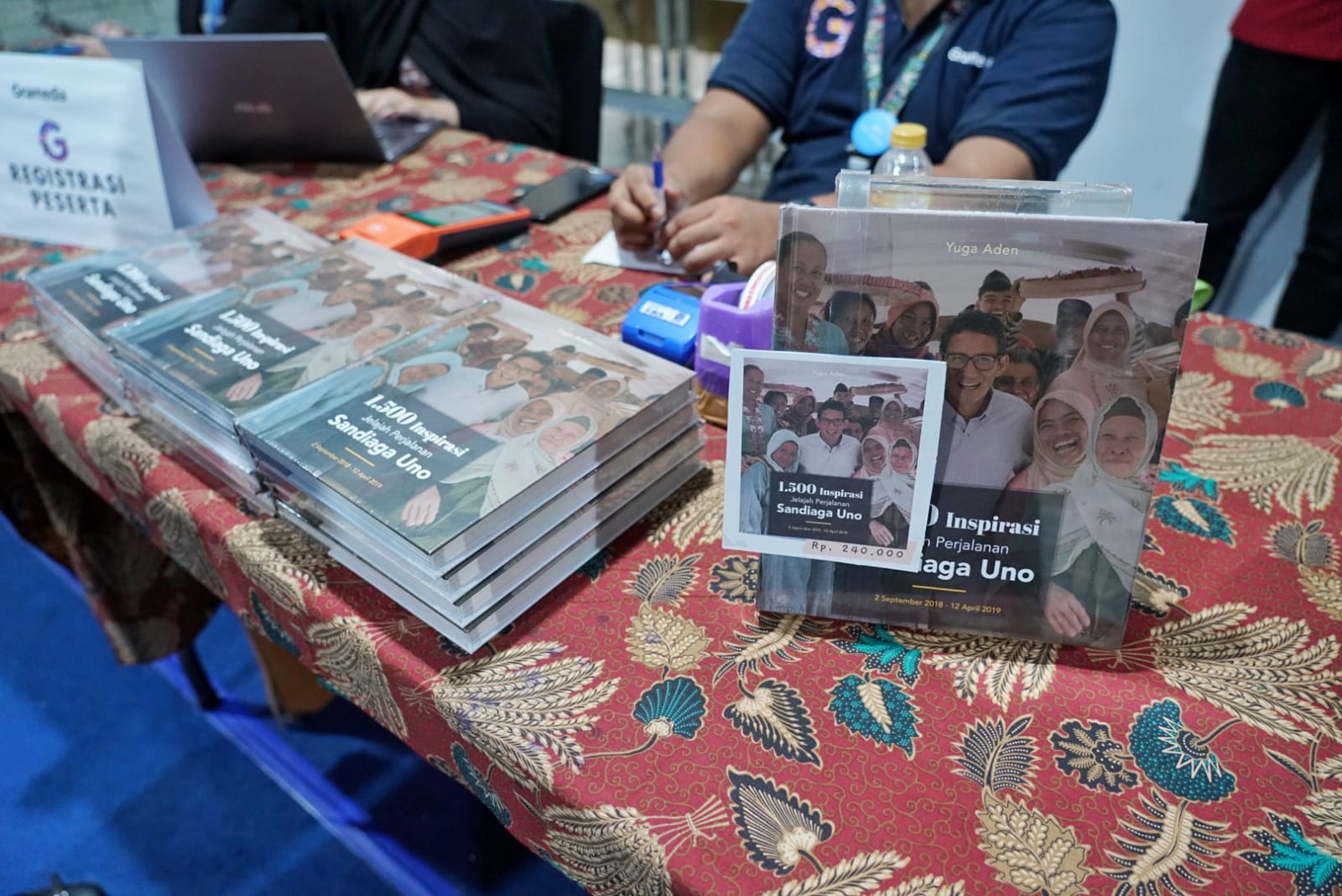Peluncuran buku 1.500 Inspirasi: Jelajah Perjalanan Sandiaga Uno' di Jakarta Timur, Senin (21/11/2022)