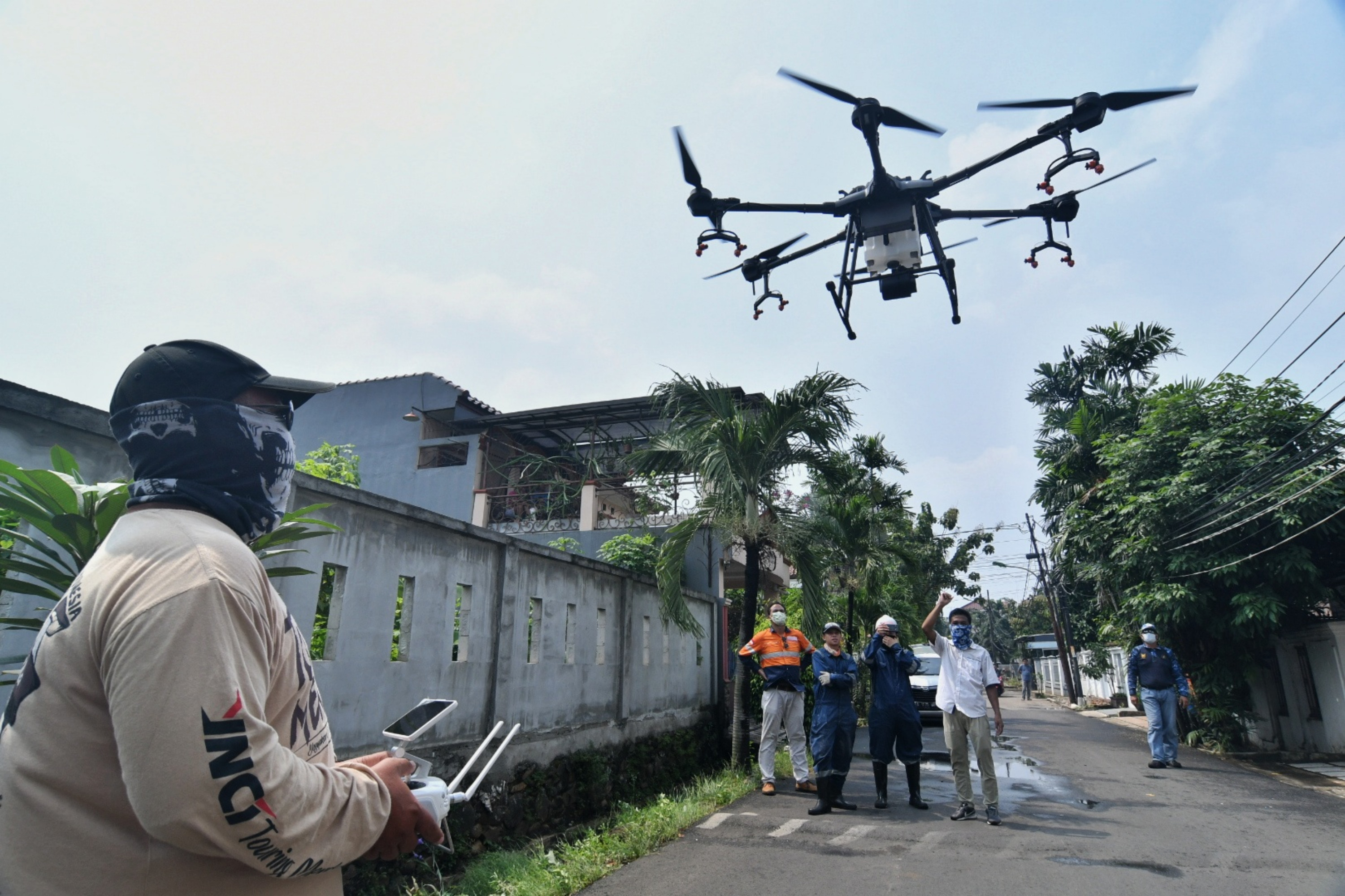 DKI Perluas Pengawasan Sampah Hingga Bantaran Kali dengan Drone