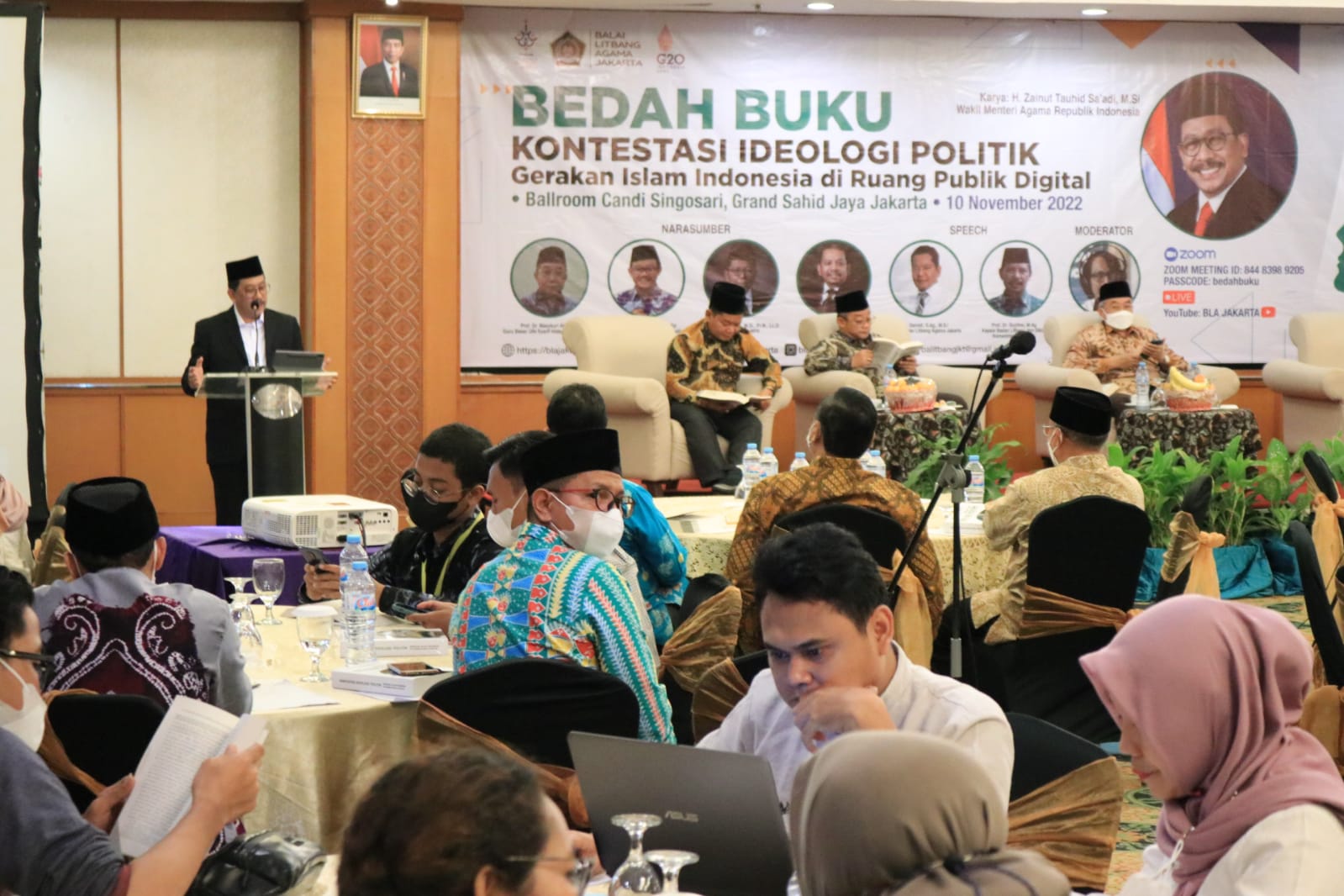 Bedah buku Kontestasi Ideologi Politik Gerakan Islam Indonesia di Ruang Publik Digital karya Wamenag Zainut Tauhid Saadi