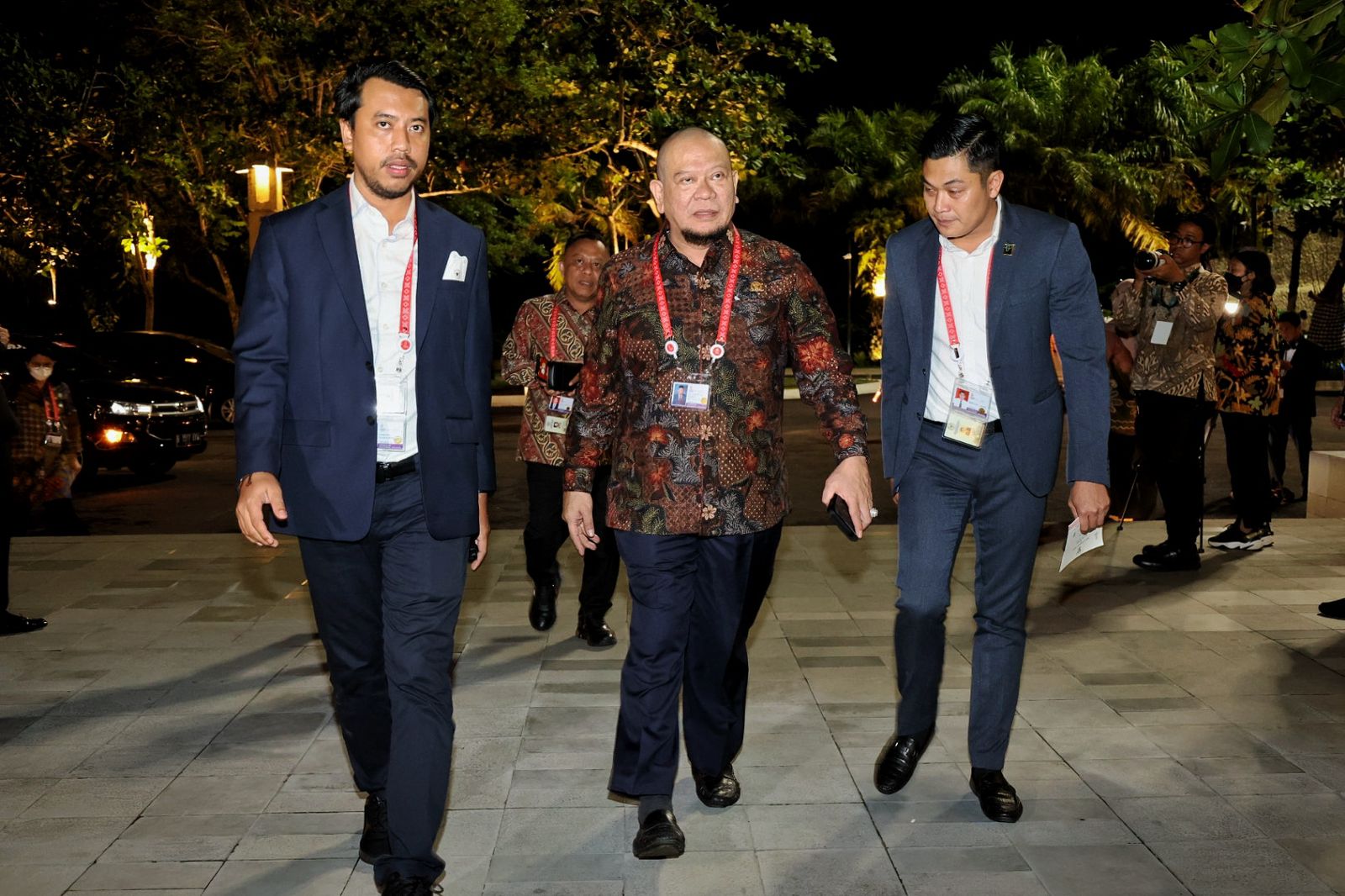 Ketua DPD RI LaNyalla M Mattalitti saat menghadiri jamuan makan malam KTT G-20 di GWK, Bali, Selasa (15/11).