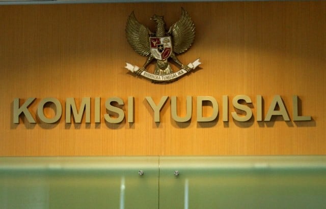 Komisi Yudisial (KY)