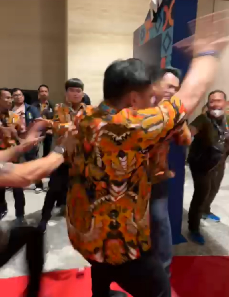 Tangkapan video viral kericuhan yang terjadi pada Munas XVII Hipmi Hotel Alila Solo, Jawa Tengah.