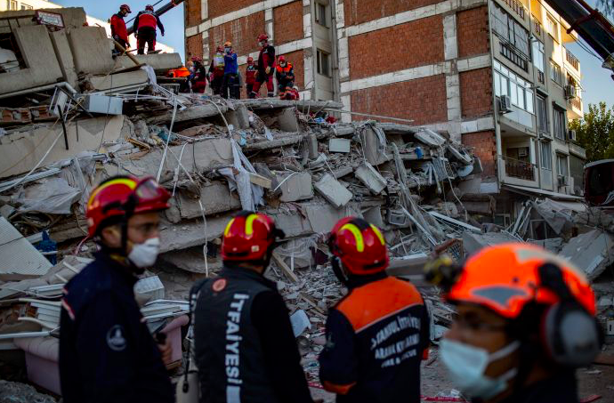 Lebih dari 20 Orang Terluka setelah Gempa 6,1 SR Guncang Turki