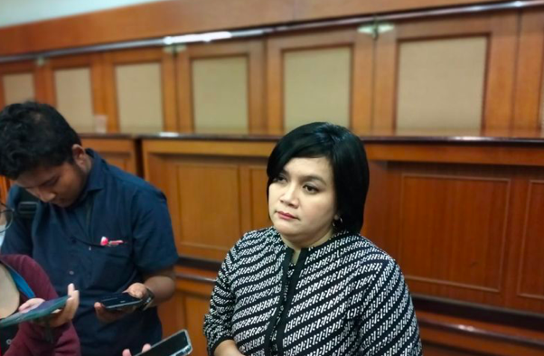 Ketua Komisi Nasional Hak Asasi Manusia (Komnas HAM) RI Atnike Nova Sigiro saat diwawancarai awak media massa di Jakarta, Jumat (11/11).