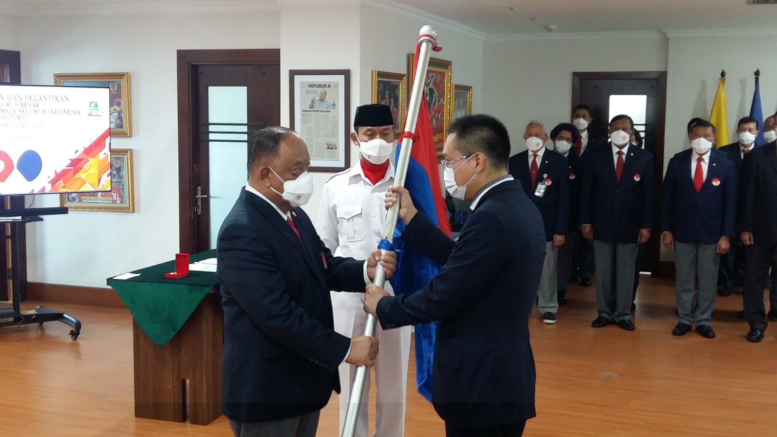 Pengukuhan dan pelantikan PB PTMSI di Jakarta, Rabu (9/11).