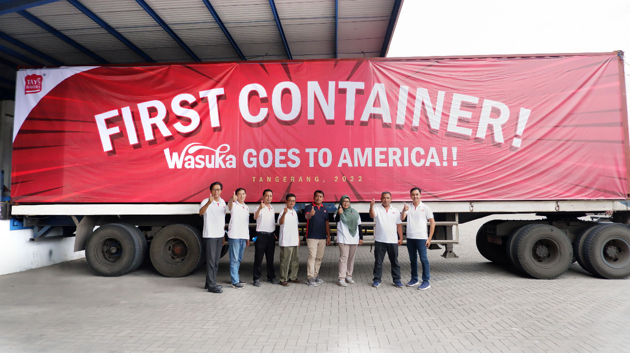 Pelepasan ekspor perdana produk Tays Bakers ke pasar Amerika Serikat.