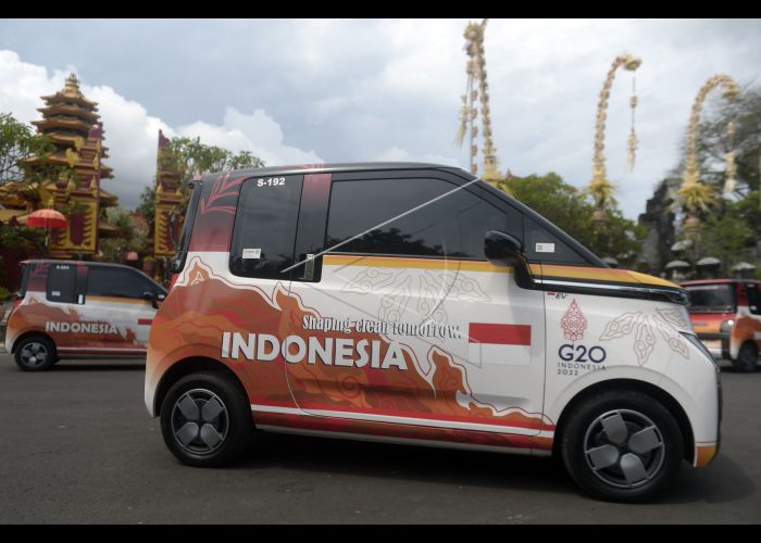 Mobil listrik di KTT G20
