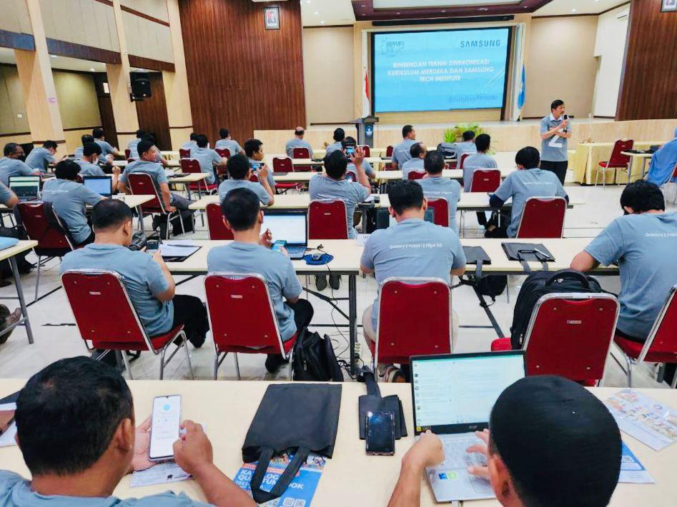 Samsung Tech Institute (STI) berkolaborasi dengan BBPPMPV BOE Malang mengadakan training of trainers (ToT) untuk guru-guru SMK.