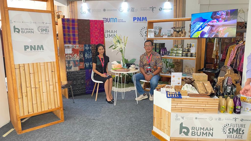 UMKM nasabah PNM Mekaar ikut pameran pada Future SMEs Village yang berlokasi di Collection Nusa Dua, Bali,