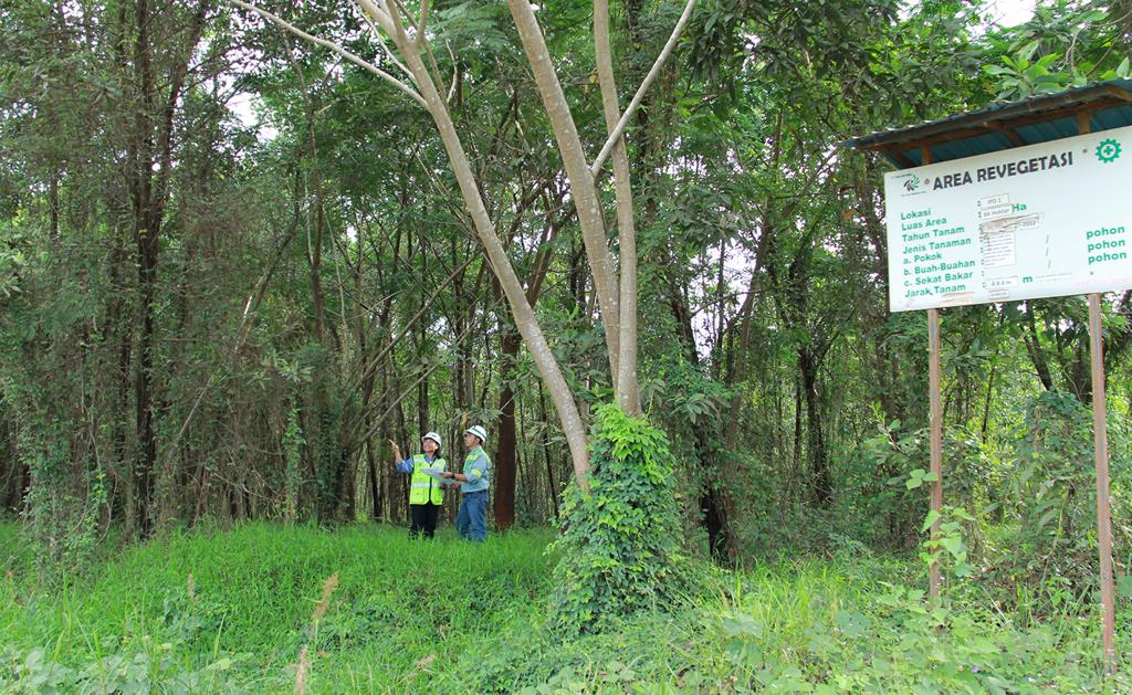 PT ABM Investama Tbk ini berhasil memperoleh penghargaan atas keberhasilannya dalam memulihkan ekosistem lingkungan hidup. 