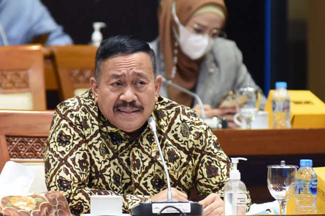 Anggota Komisi VII DPR RI Sartono Hutomo.