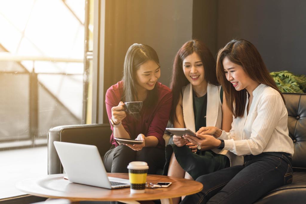 Ilustrasi bisnis online