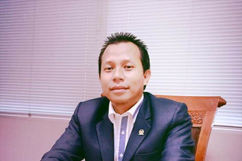  Anggota Komisi VII DPR RI Syaikhul Islam.