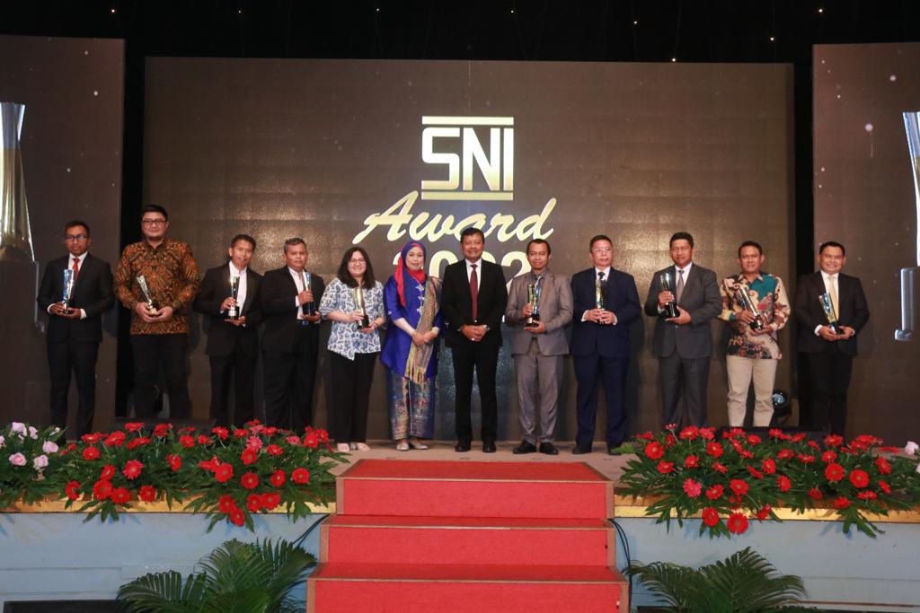 Perhutani kembali meraih penghargaan Standar Nasional Indonesia (SNI) Award tahun 2022 di Jakarta, Rabu (30/11),