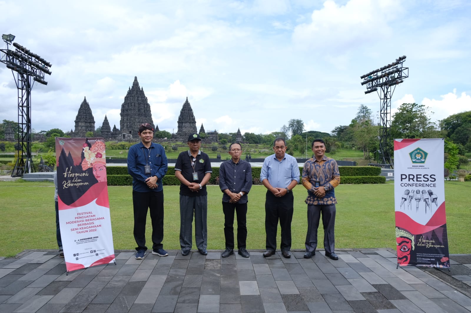 Konferensi pers Festival Penguatan Moderasi Beragama Berbasis Seni Keagamaan Tahun 2022, Jumat (2/12). 