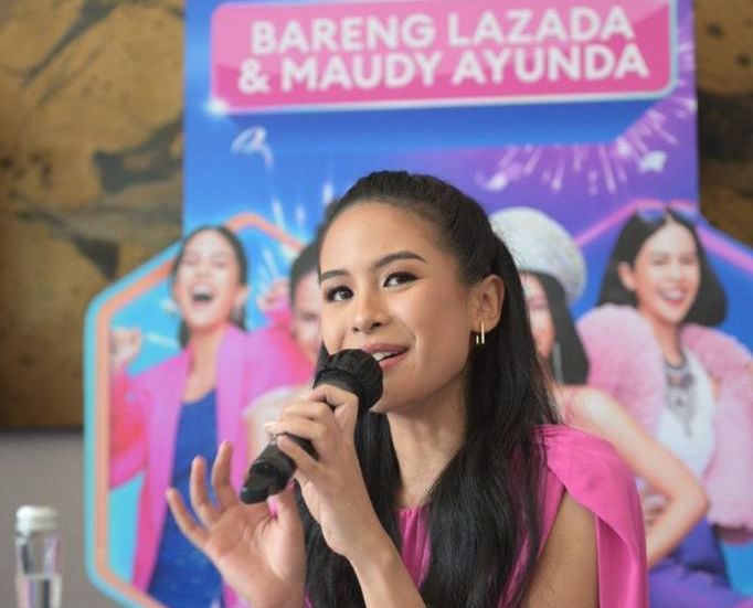 Lazada memperkenalkan Maudy Ayunda, sosok inspiratif yang tak pernah berhenti menambah pengalalam menjadi brand ambassador Lazada Indonesia.