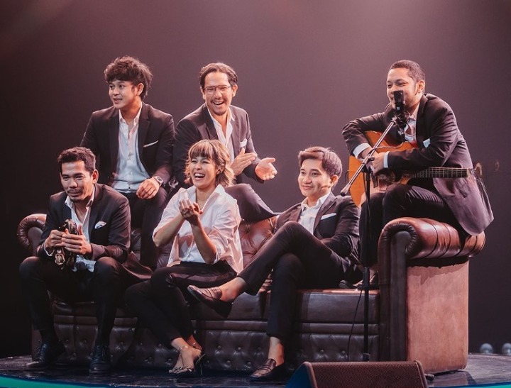 Maliq & d'essentials