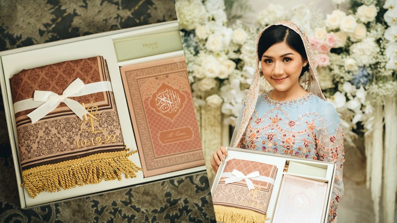 Sajadah dan Alquran yang jadi suvenir pada pernikahan Kaesang Pangarep dengan Erina Sofia Gudono