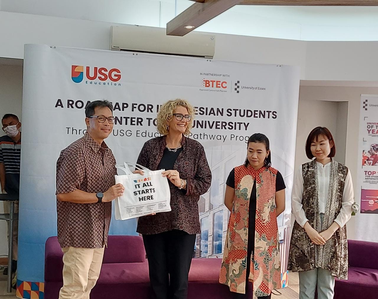 Kemitraan USG Education dan University of Essex