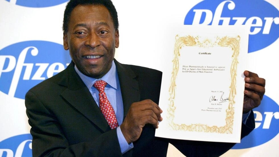 Edson Arantes do Nascimento alias Pele