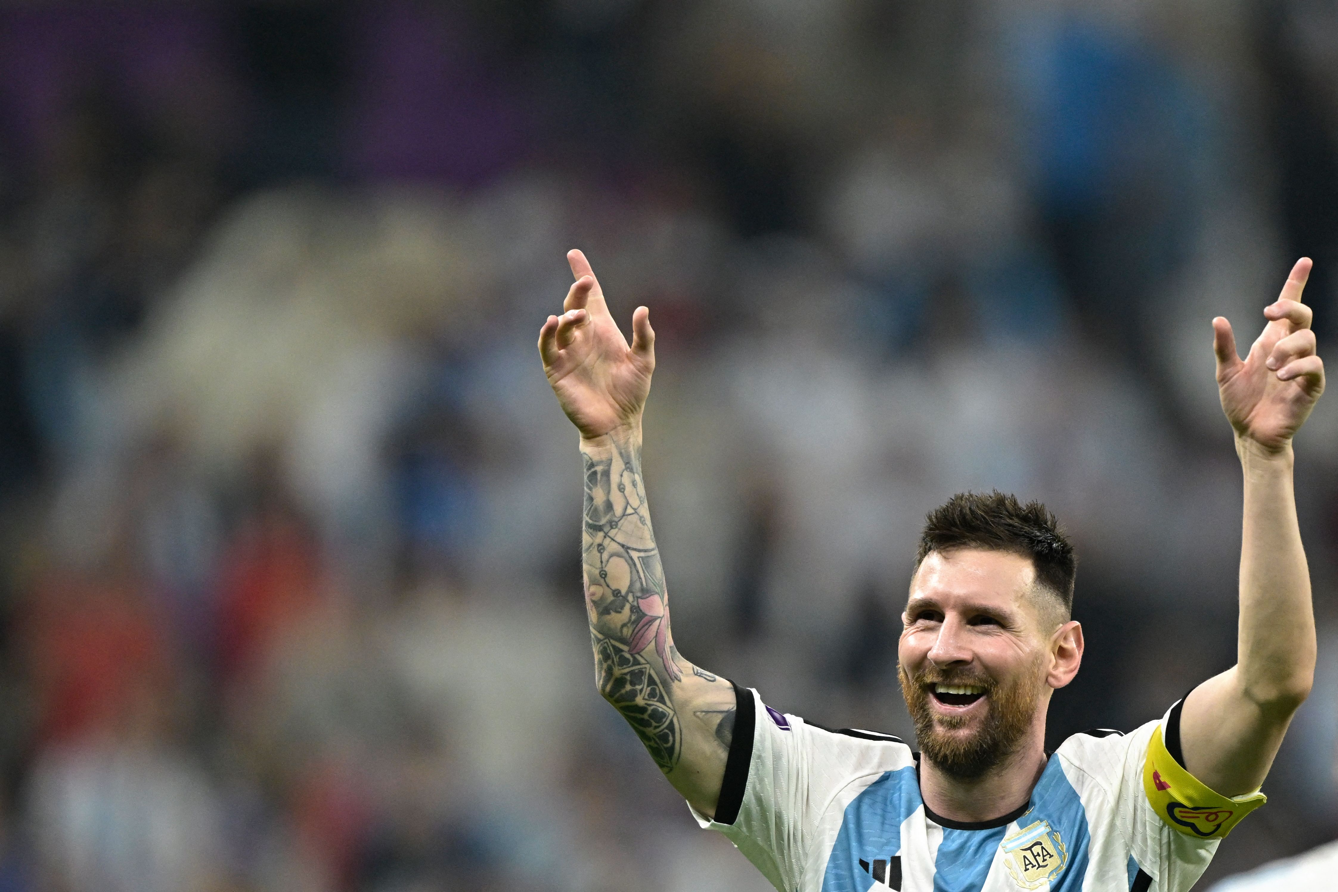 Pemain timnas Argentina, Lionel Messi, saat merayakan kemenangan.