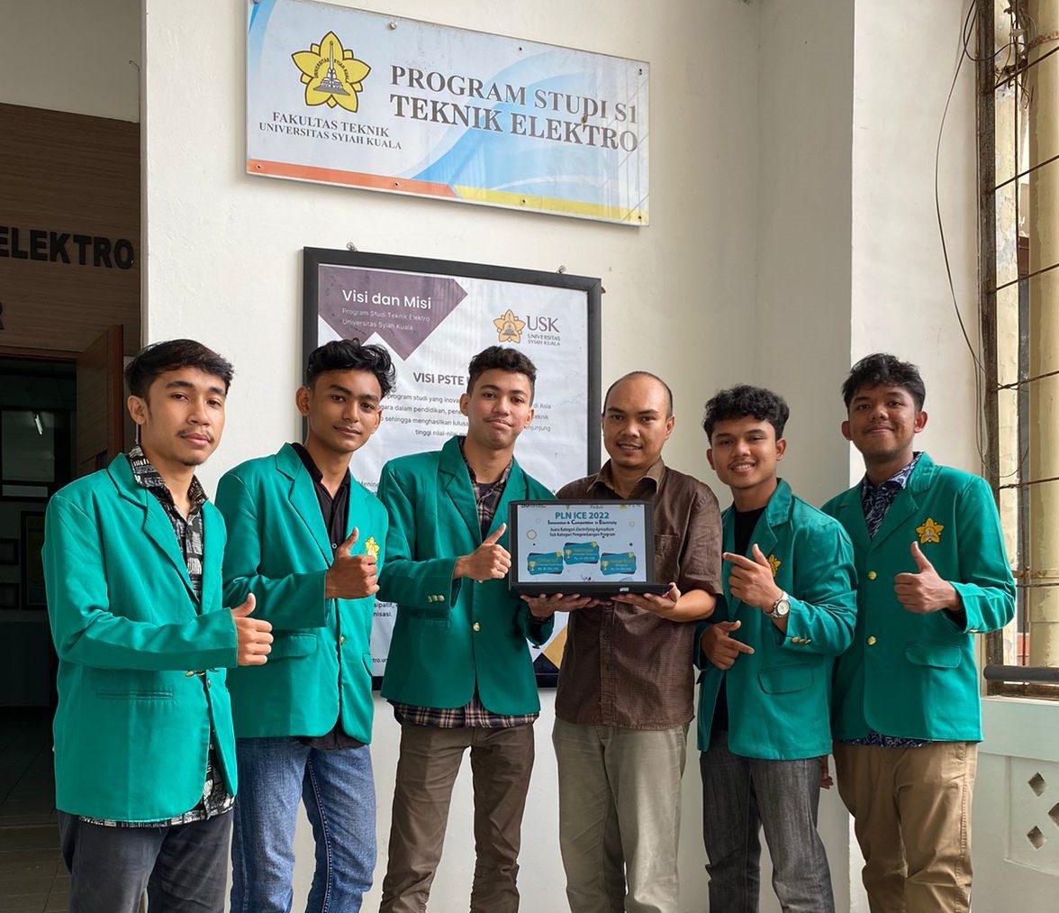 Tim Chilee IoT Universitas Syiah Kuala (USK) yang berhasil meraih Juara II kompetisi PLN ICE (Innovation and Competition in Electricity) tah