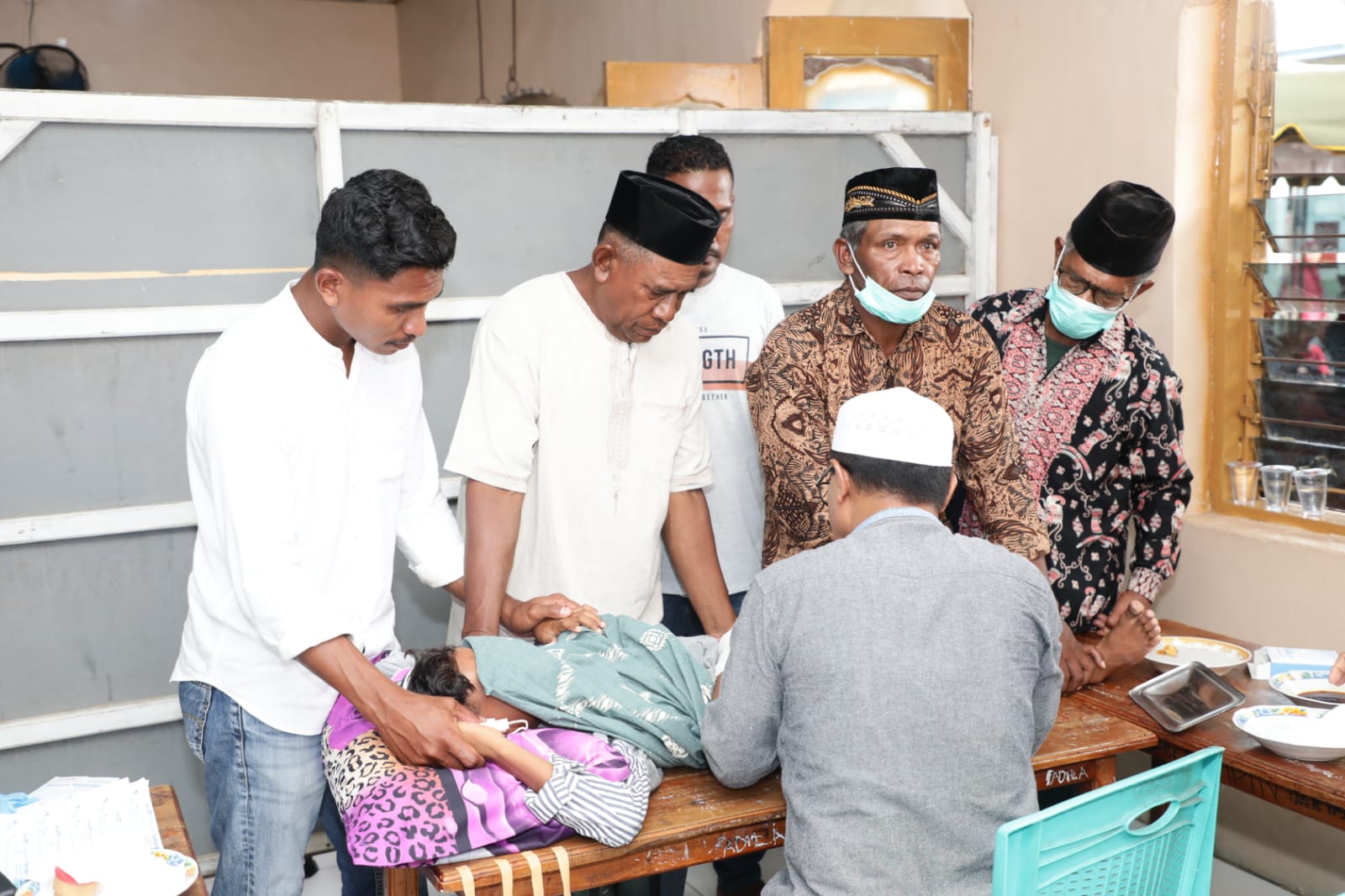 Sebanyak 70 anak ikuti sunatan massal yang digelar SDG NTT di Flores Timur, Rabu (28/12/2022) 