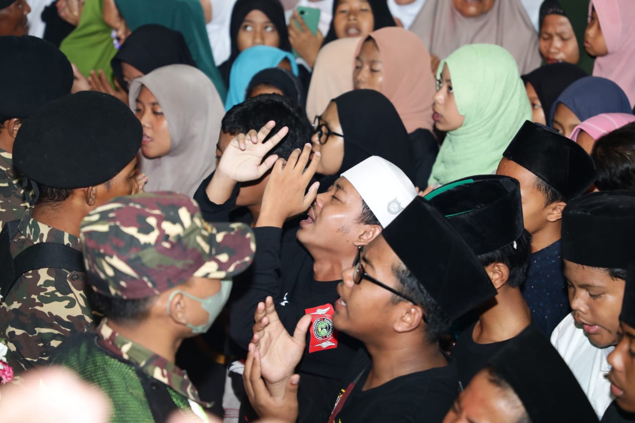 Kyai Muda di Kabupaten Lamongan, mendeklarasikan dukungan kepada Ganjar Pranowo menjadi Presiden 2024 di Desa Pelangwot, Kecamatan Laren, K.