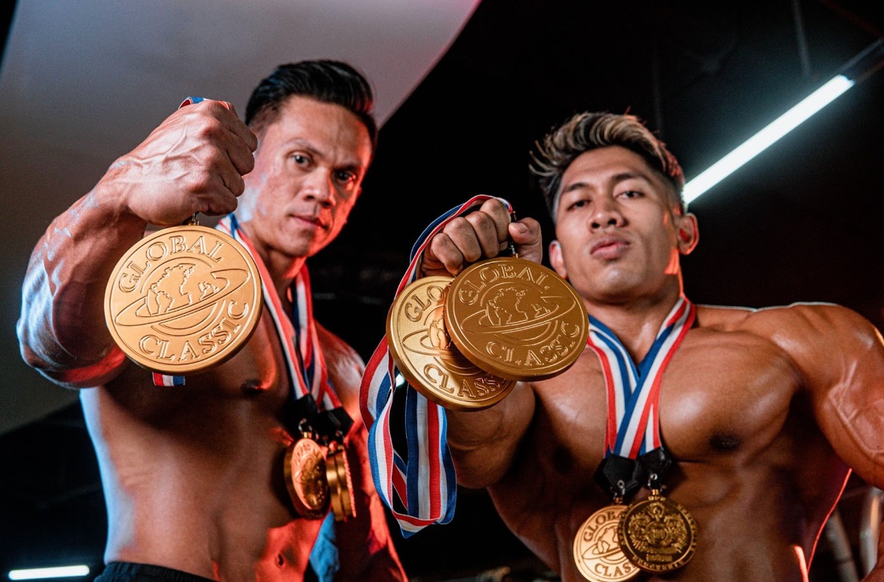 Fareza Febriano dan Chris Putra yang akan bertanding mewakili Indonesia di Amateur Olympia Las Vegas 2022.