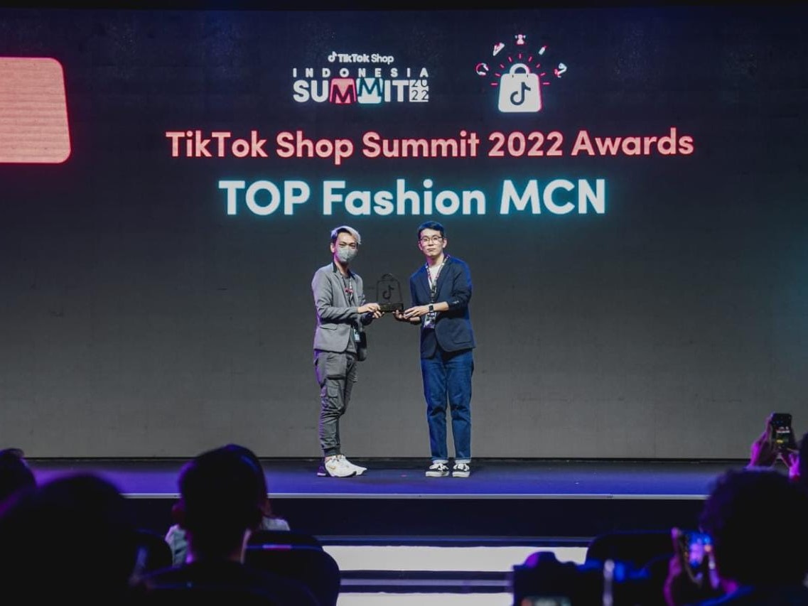 Pada acara TikTok Shop Summit 2022 pada 22-23 November lalu di Jakarta, Bintang Agency turut menyandang predikat sebagai Top 1 MCN.