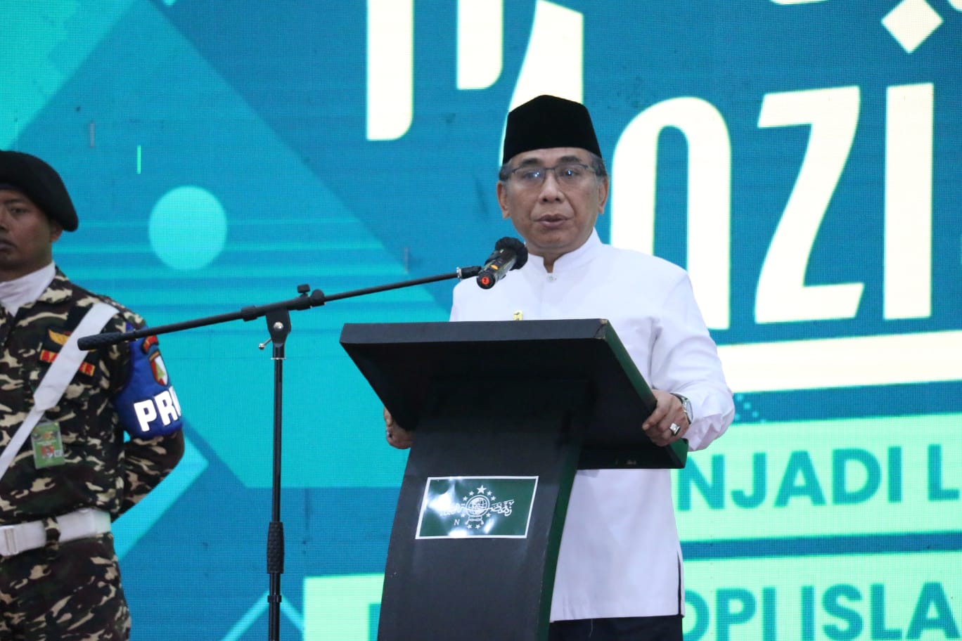 Ketua Umum PBNU KH Yahya Cholil Staquf saat membuka Rapat Kerja Nasional (Rakernas) LAZISNU Tahun 2022 di Jakarta, Jumat (16/12).