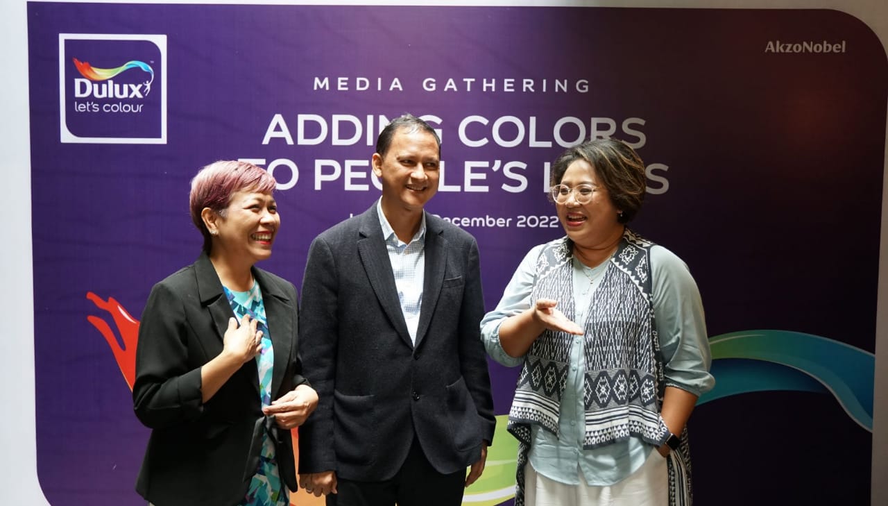 Sukses Warnai Kehidupan, Dulux Raih Double Platimun Indonesia Best Brand Award 2022