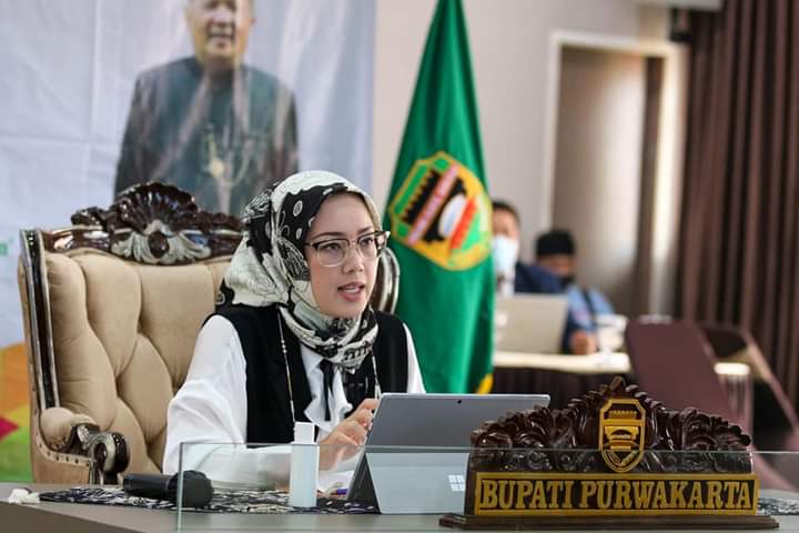 Bupati Purwakarta Anne Ratna Mustika