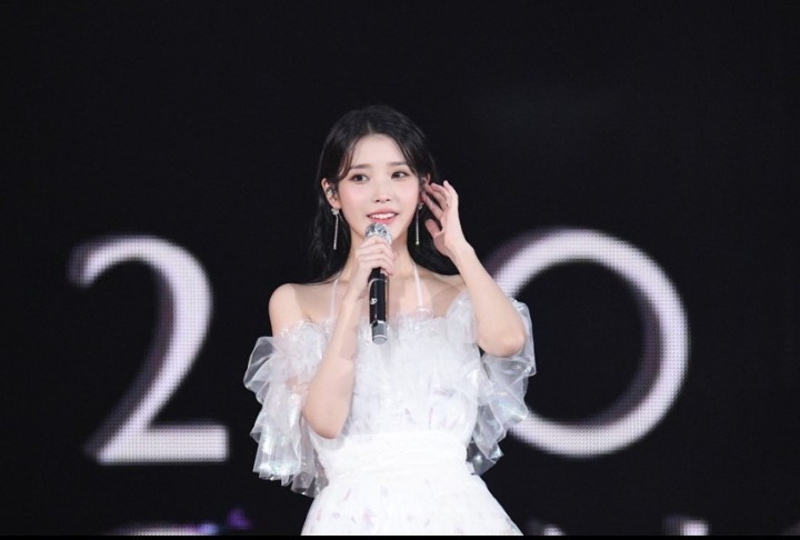 IU