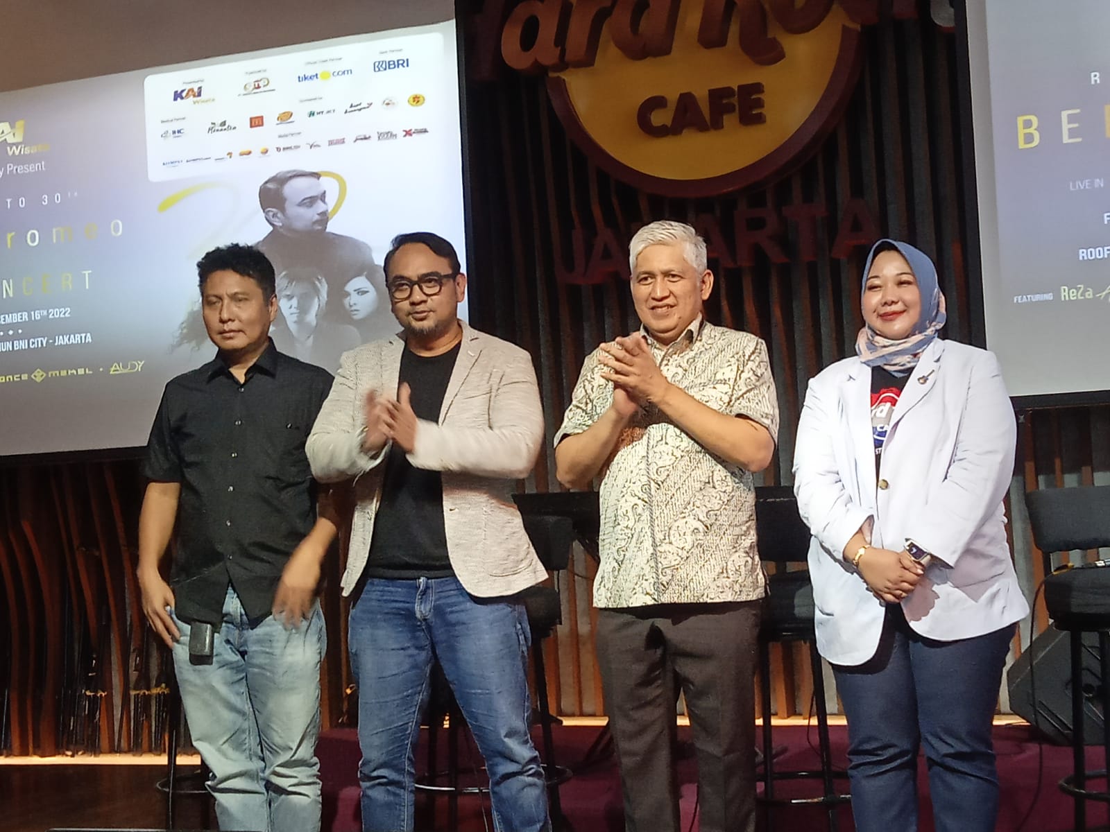 Pengumuman pergelaran konser Bebi Romeo bersama KAI Wisata