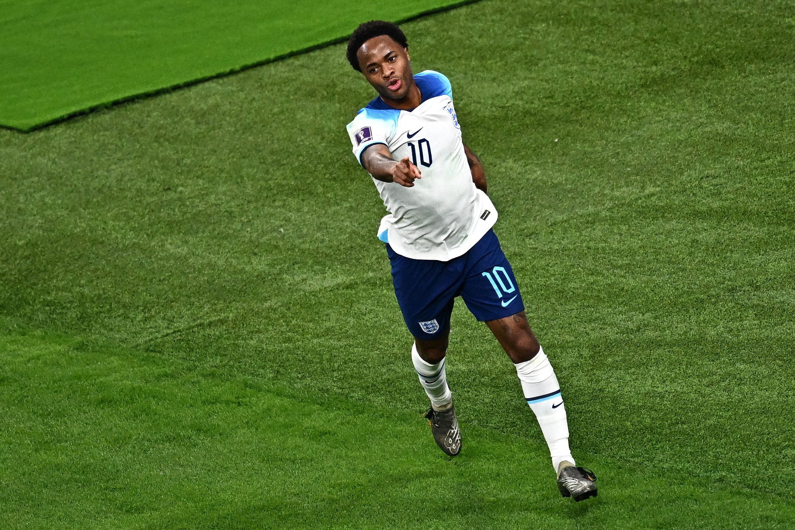 Penyerang timnas Inggris Raheem Sterling