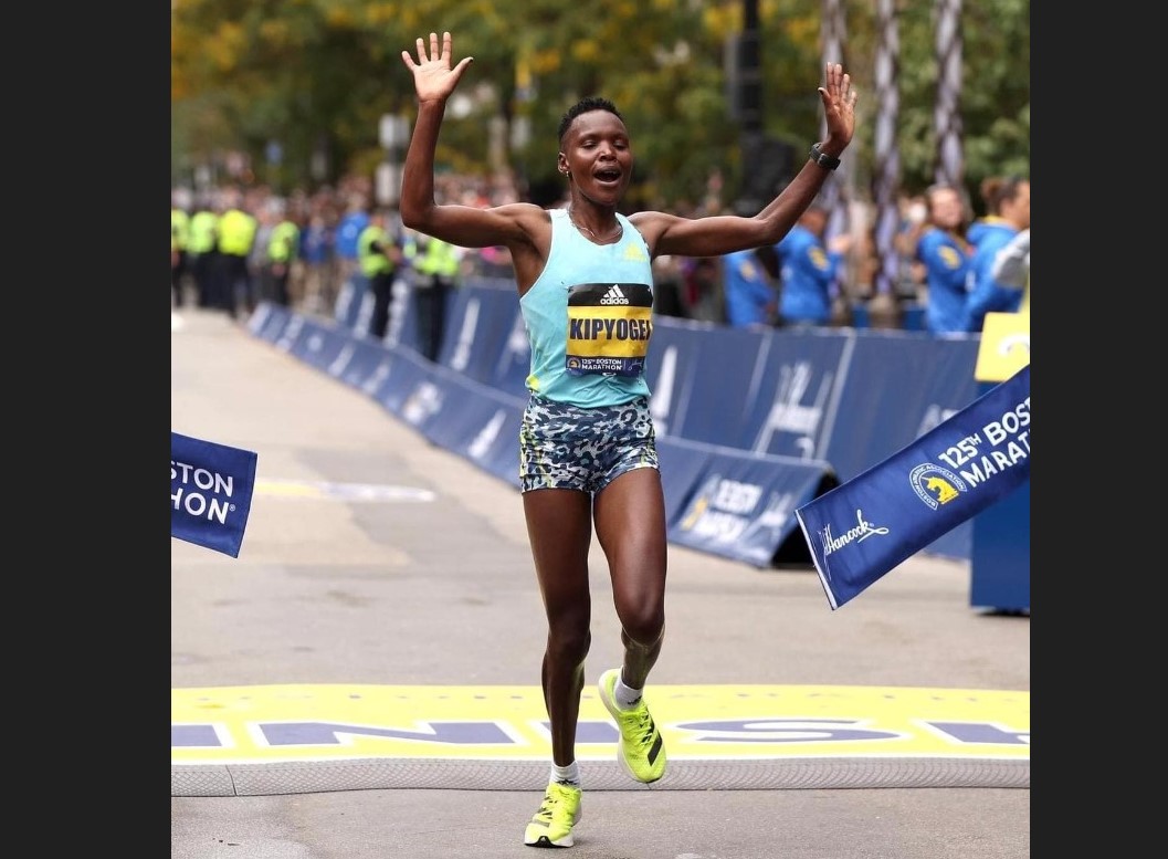 Pelari maraton Kenya Diana Chemtai Kipyokei