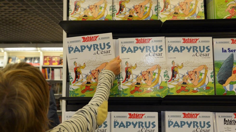 Komik Asterix di sebuah gerai buku