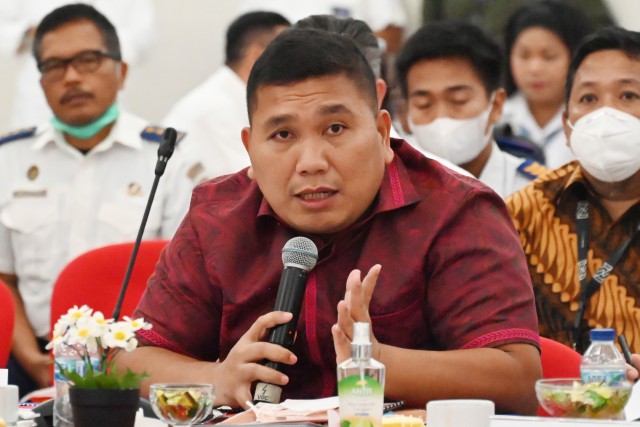 Anggota Komisi V DPR Ri Bob Andika Mamasa Sitepu