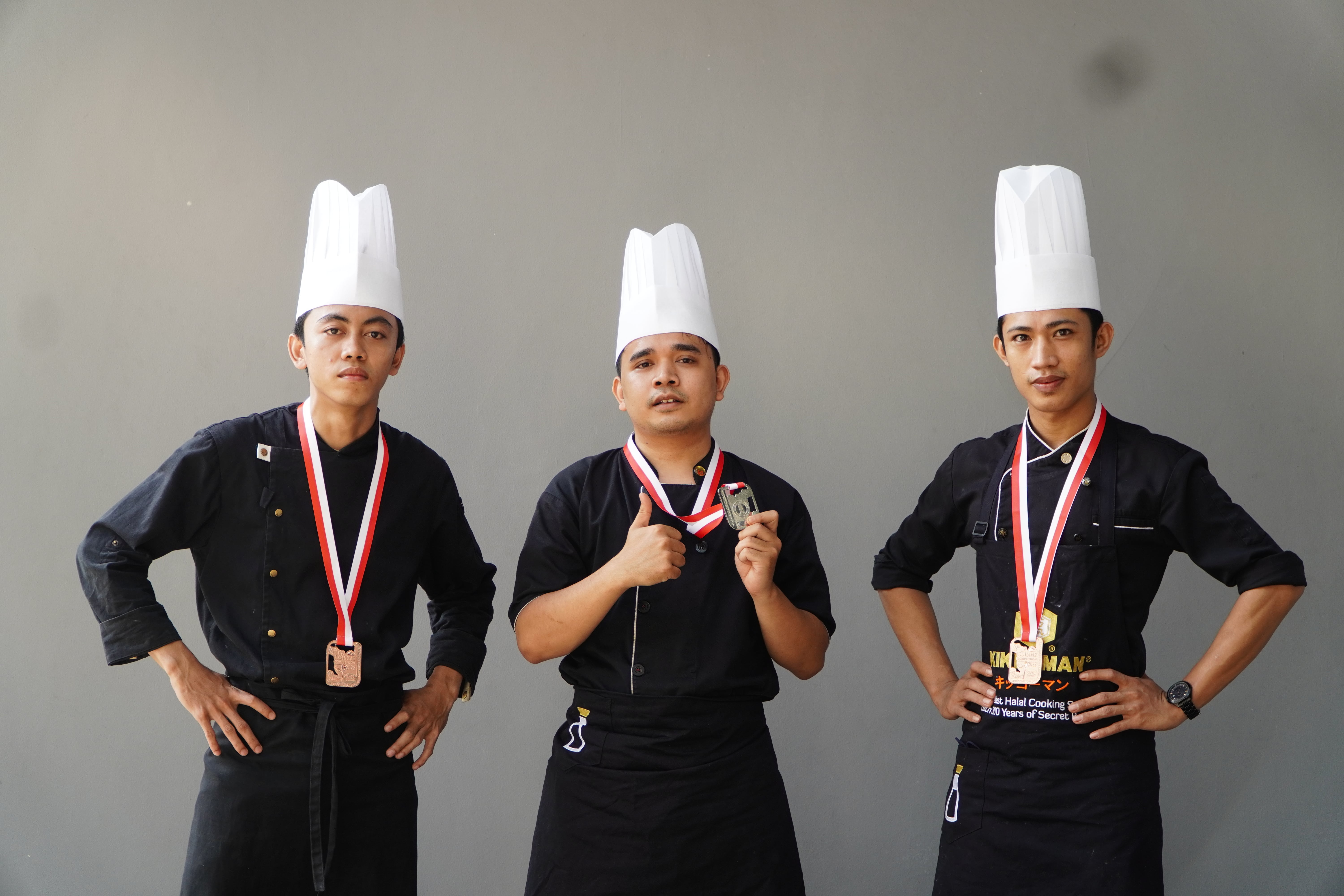 Chef Swiss-Beliinn Airport Jakarta yang mengikuti ajang La Cuisine Competition-SIAL Interfood 2022