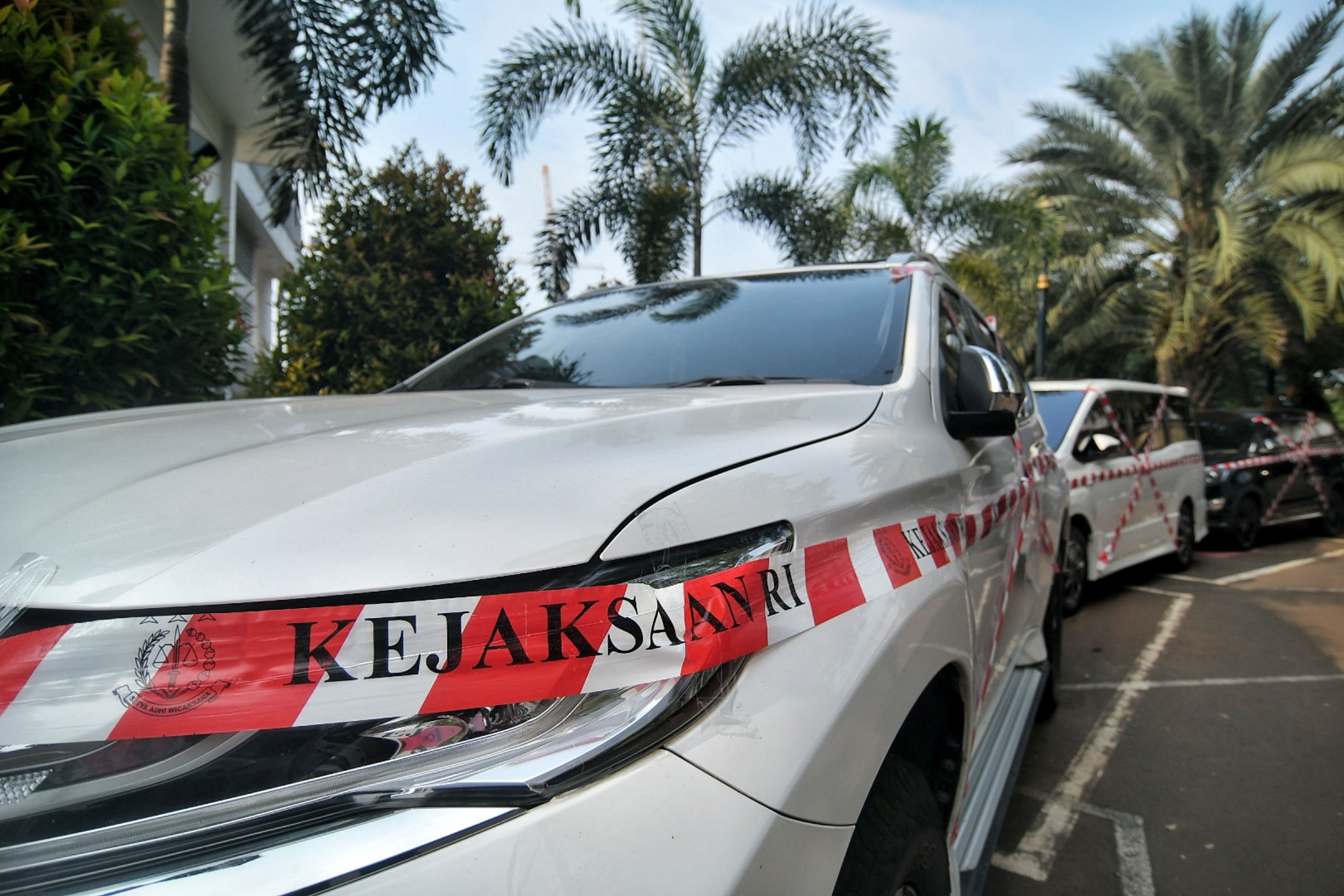 Sejumlah kendaraan yang disita Kejagung karena terkait kasus dugaan korupsi.