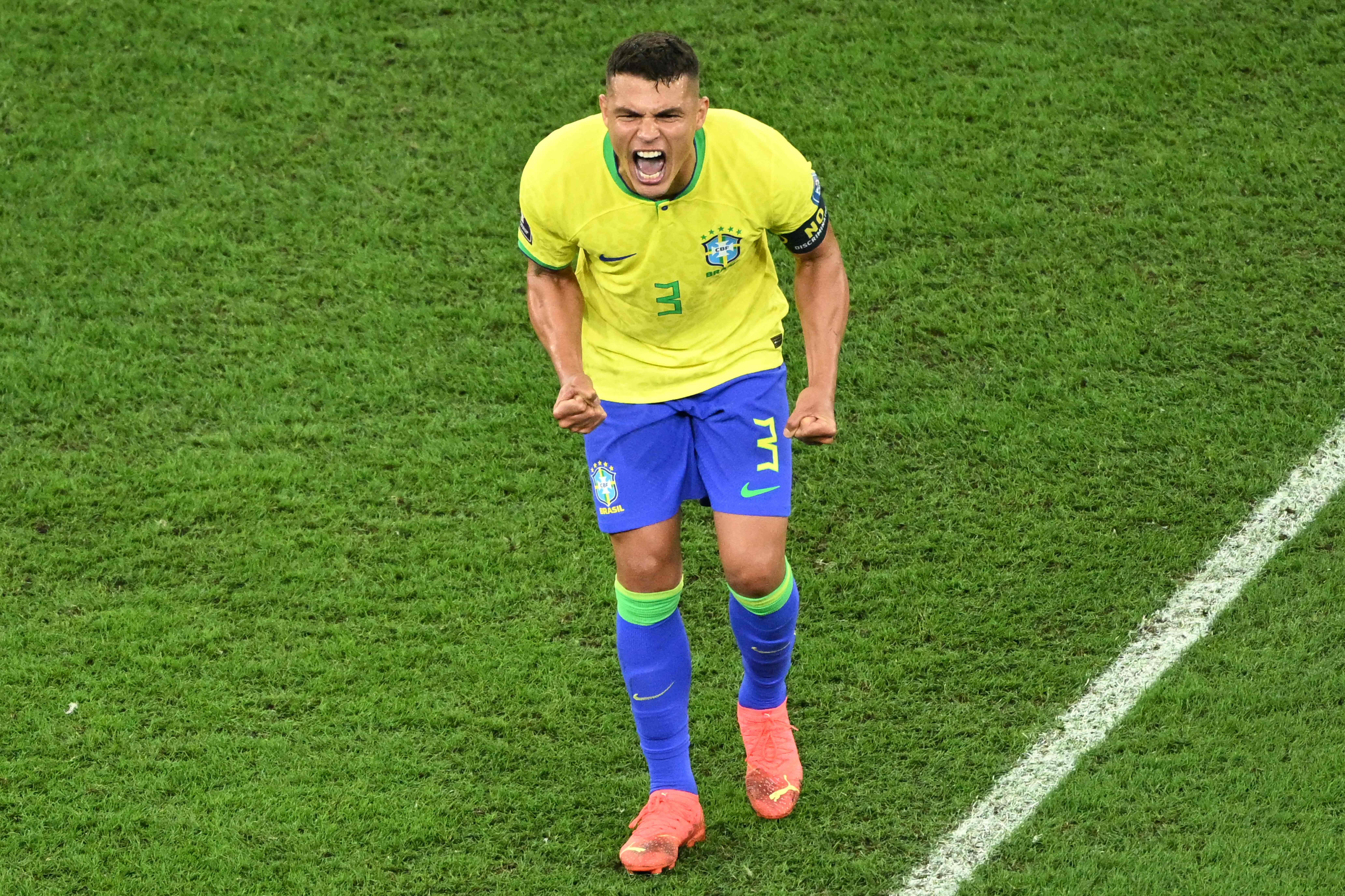 Bek timnas Brasil Thiago Silva