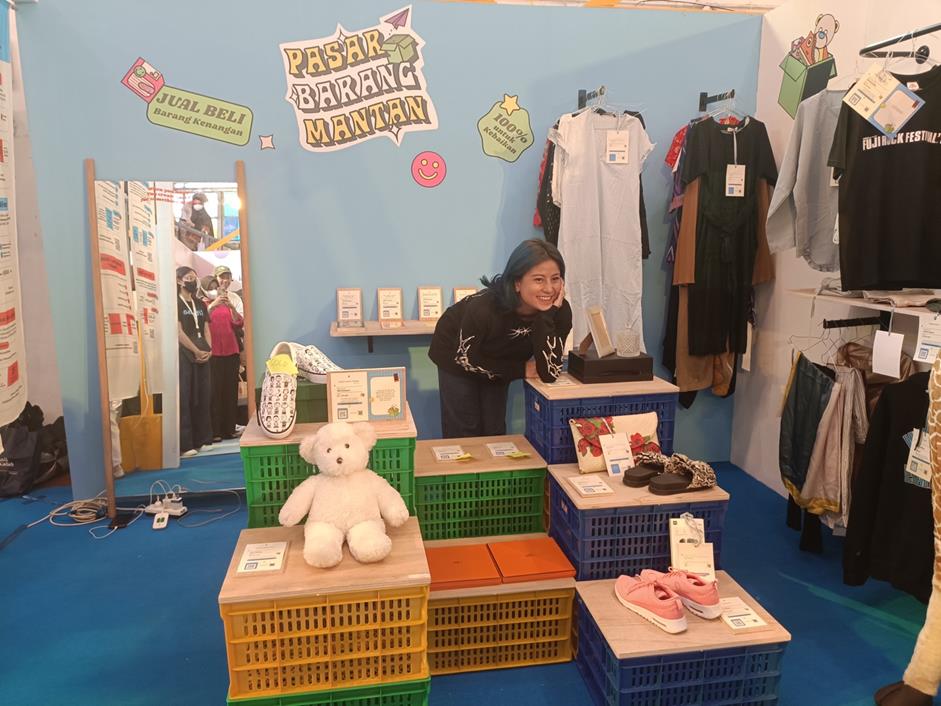 Awkarin ikut berpartisipasi dalam ‘Festival Warga Bantu Warga’