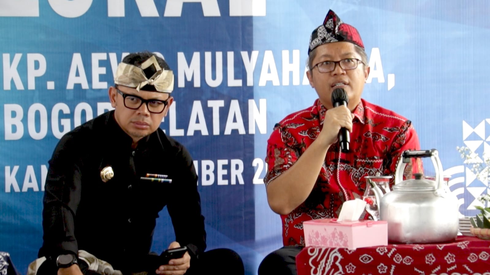 Wali Kota Bogor Bima Arya di diskusi Merawat Kebudayaan Lokal' di Argo Edukasi Wisata Organik (AEWO) Mulyaharja, 