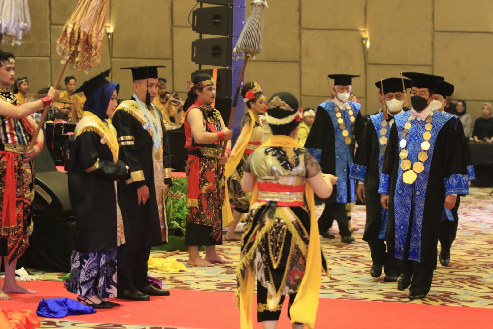 Suasana wisuda Universitas Pasundan Bandung