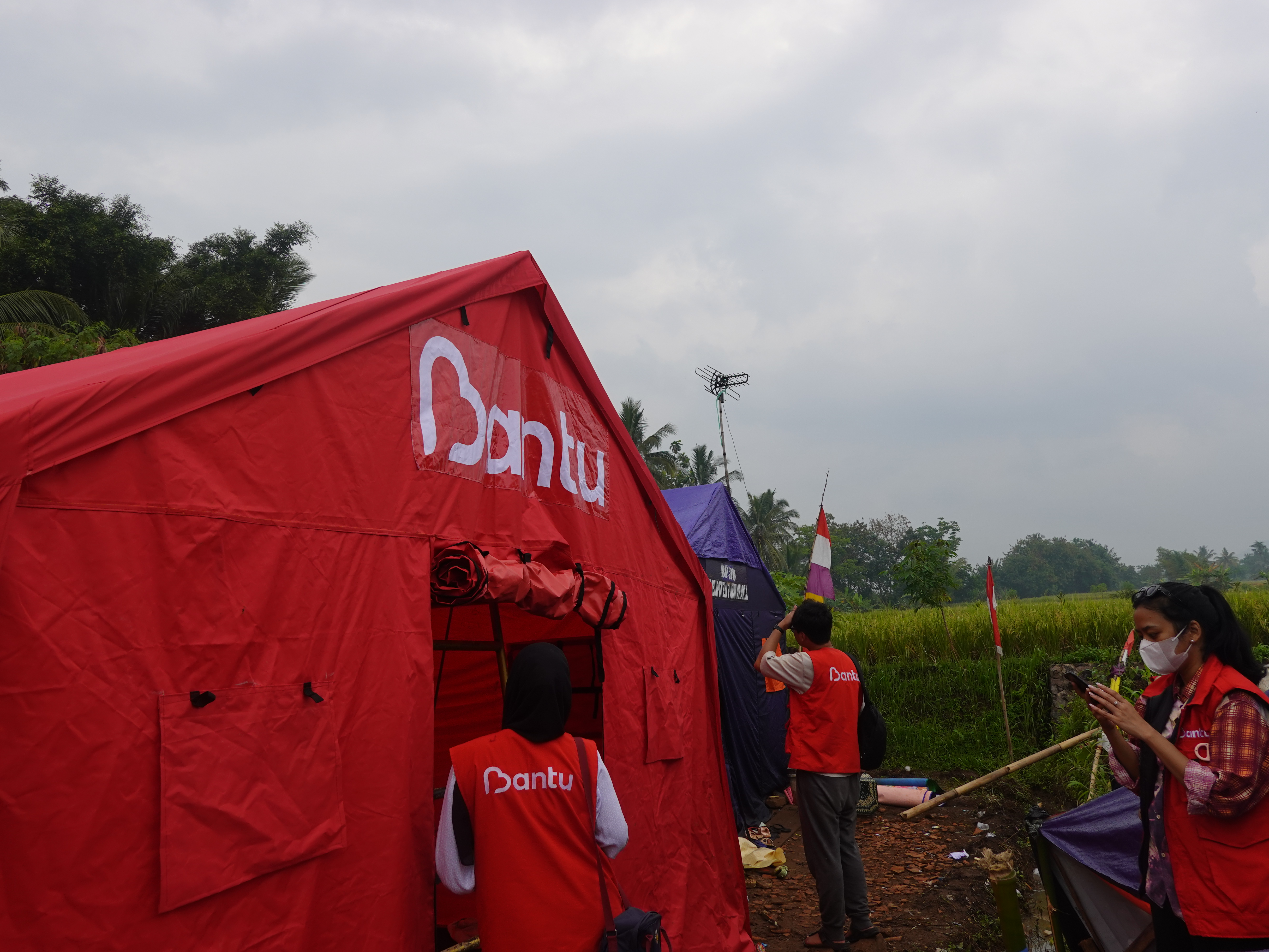 BANTU Salurkan Bantuan untuk Korban Gempa Cianjur yang terlantar,