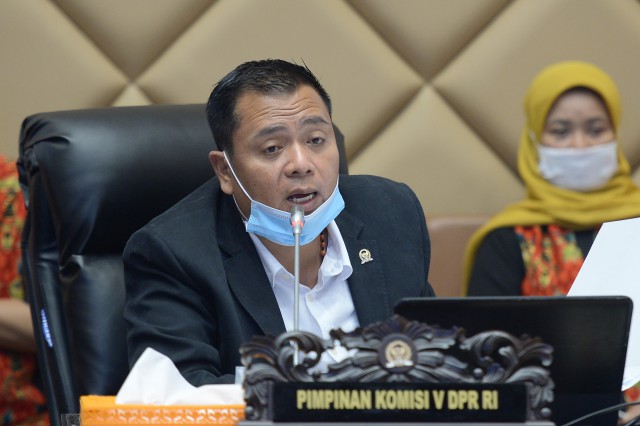 Ketua Komisi V DPR RI Lasarus.