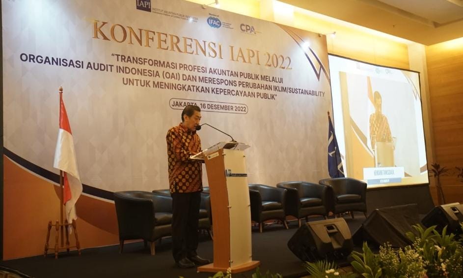 Ketua Umum IAPI Hendang Tanusdjaja saat opening speech di Konferensi IAPI 2022