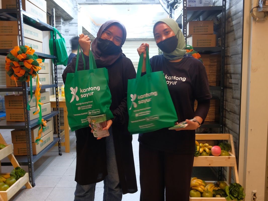 KantongSayur mulai masuk ekosistem pasar tradisional pertama kali pada Januari 2022 dan saat ini menjangkau Jakarta dan Tangerang Selatan.