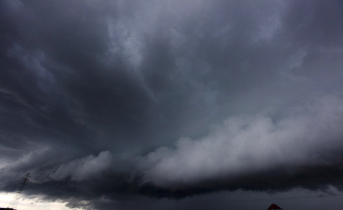 Awan Cumulonimbus Berpotensi Ganggu Penerbangan Sepekan ke Depan
